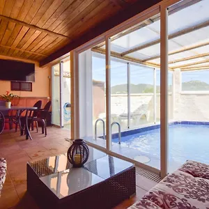 Сasa de vacaciones Elisabeth Piscina Climatizada, Arriate